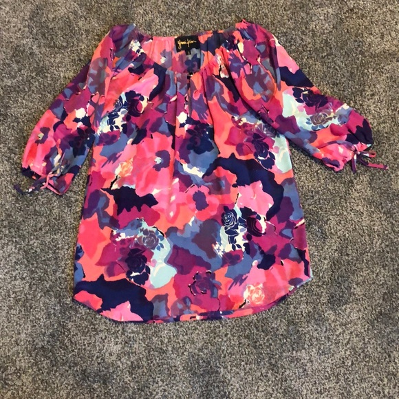 Like New Yumi Kim Silk Floral Top - Picture 7 of 10